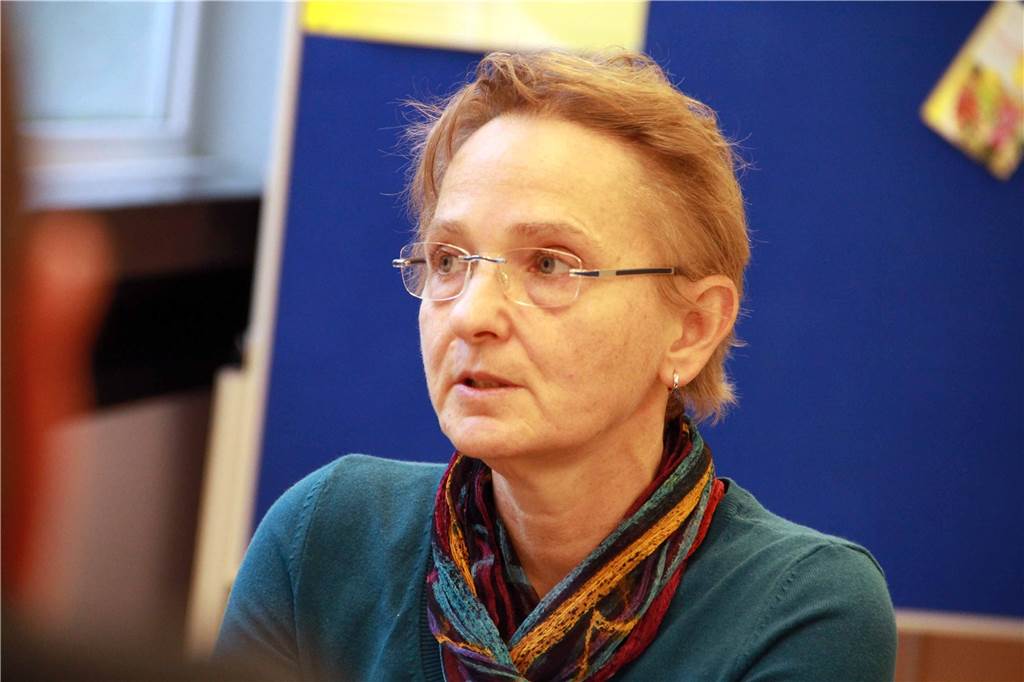 Trotz Coronafall: Castrop-Rauxeler Förderschule startet Vollbetrieb Rosie Uysal, Leiterin der Hans-Christian-Andersen-Schule in Deininghausen