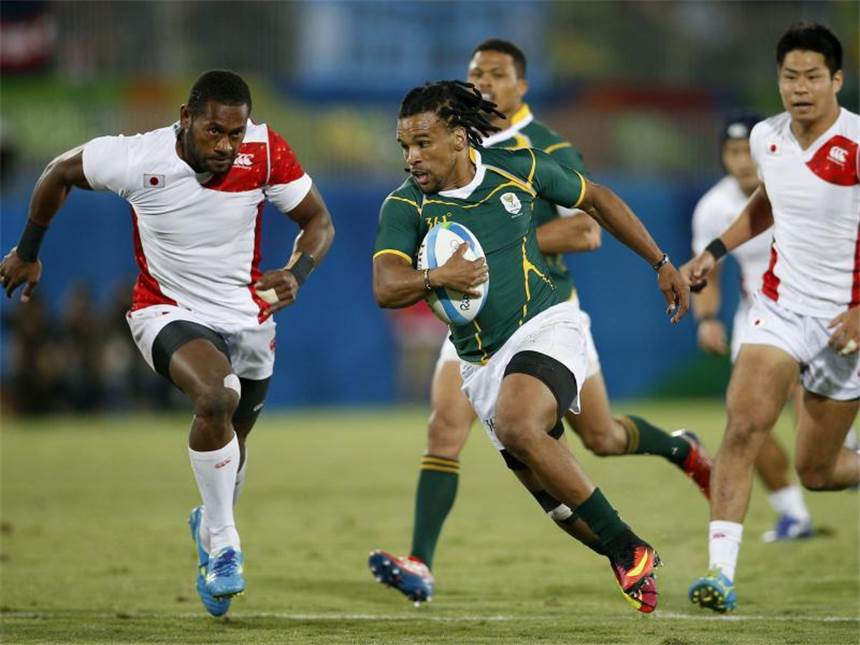 Fidschis Rugby-Triumph erinnert ans perfekte Spiel Rosko Specman (M) und Südafrika sicherten sich gegen Japan die Bornzemedaille. Foto: Yoan Valat