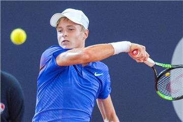 Rudi Molleker setzte sich in Stuttgart gegen Jan-Lennard Struff durch. Foto: Daniel Bockwoldt