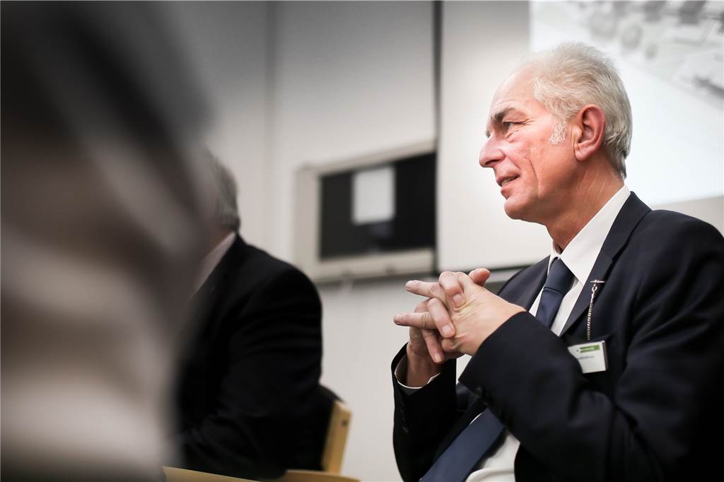 Rudolf Mintrop, Geschäftsführer des Klinikums Dortmund, sieht sich wegen seiner früheren Tätigkeit mit heftigen Vorwürfen konfrontiert.