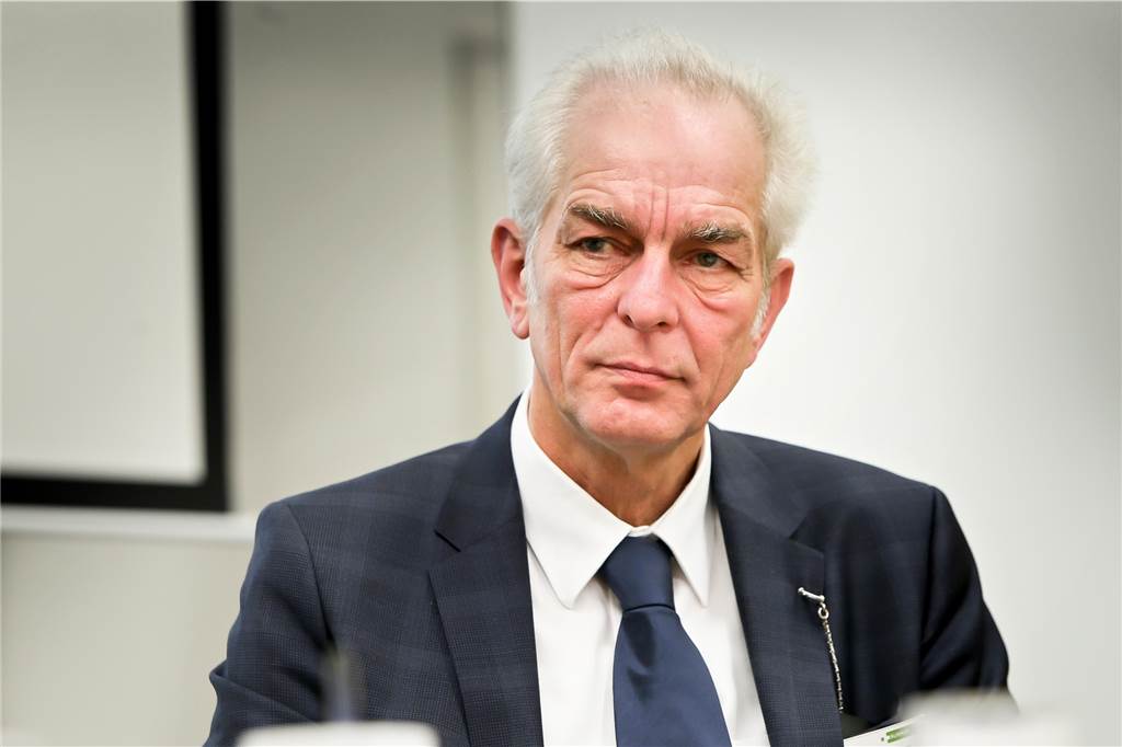 Dritte Corona-Welle: Werden die Intensivplätze im Klinikum Dortmund knapp? Rudolf Mintrop ist Vorsitzender der Geschäftsführung im Klinikum Dortmund.
