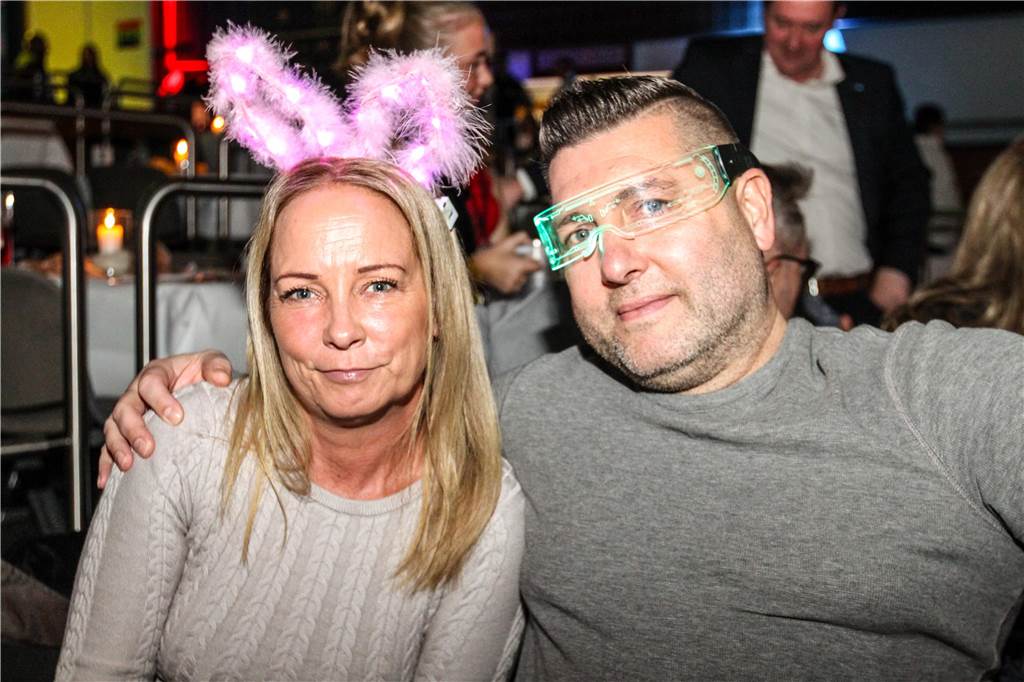 Viele Gäste feierten bei der 24. Aids-Gala in der Europahalle Castrop-Rauxel.
