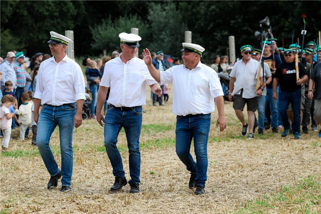 Rund 1.000 Schützen übten das Marschieren.