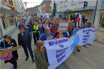 Rund 500 Dorstener demonstrierten am Dienstag (17.9.2019) für Toleranz, Vielfalt und Respekt.