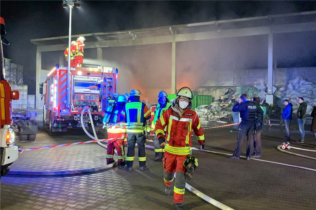 Rund 60 Wehrkameraden der Heeker Feuerwehr waren im Einsatz, der ohne Zwischenfälle verlaufen ist.