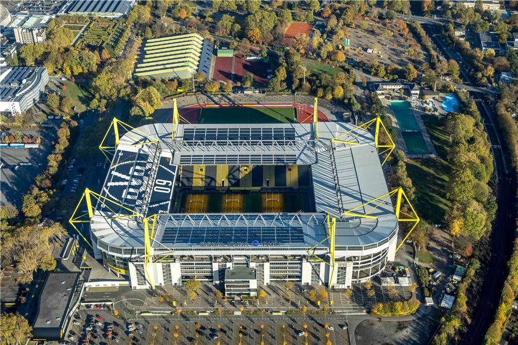 Wie der BVB sein Stadion für die EM 2024 fitmachen muss Rund um den Signal Iduna Park wird zur EM 2024 ein Sicherheitsring errichtet. Nur wer eine gültige Eintrittskarte hat, kommt durch.