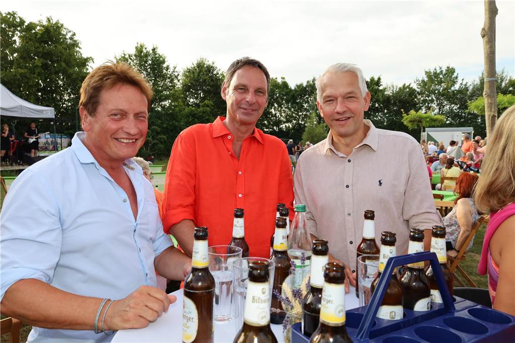 Summer Specials Olfen 2023: Viele Bilder vom Sommerabend in Vinnum Rundum wohl fühlten sich die Besucher beim dritten Teil der Summer Specials Vinnum