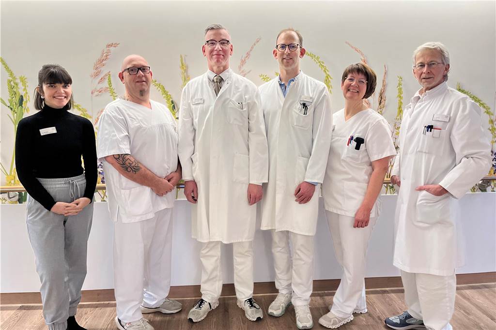 Knie, Hüfte, Schulter: Ahauser Krankenhaus stellt Qualität unter Beweis Das Team des Endoprothetikzentrums