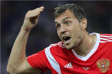 Russlands Artjom Dsjubas Torjubel ist spätestens nach seinem Achtelfinaltor gegen Spanien zum Kult geworden. Foto: C. Charisius