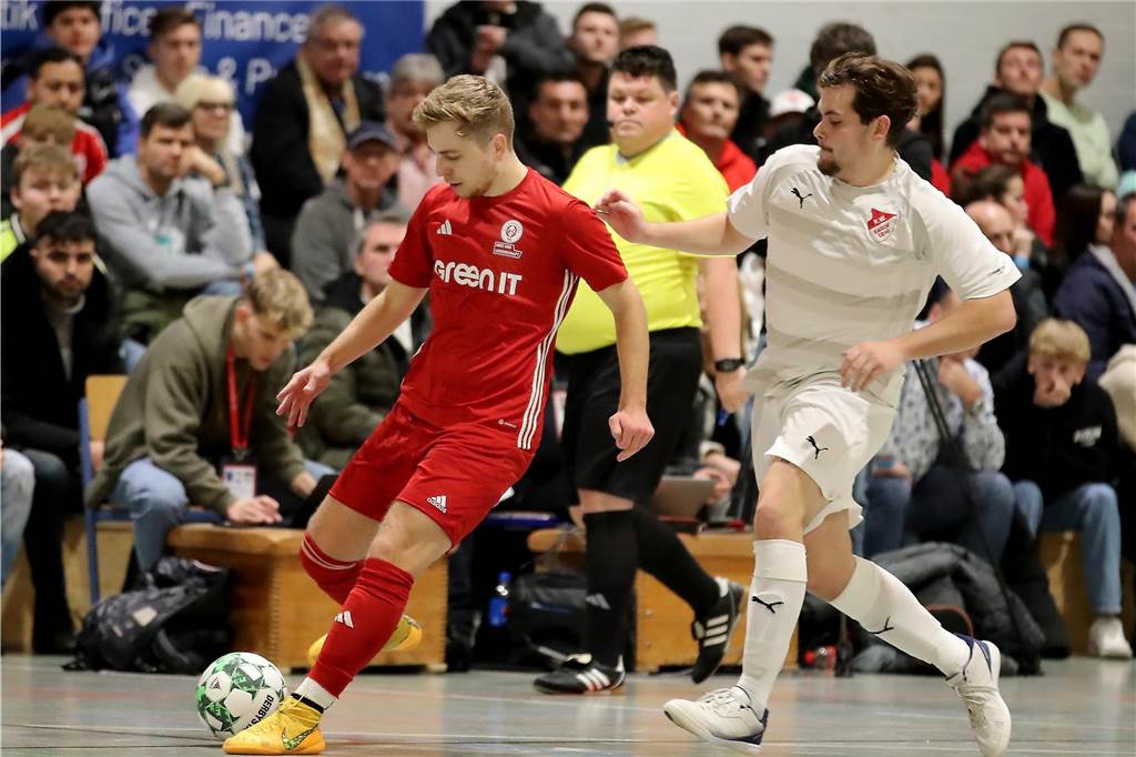 RW Barop (r.) hat sich gegen den SV Brackel durchgesetzt.