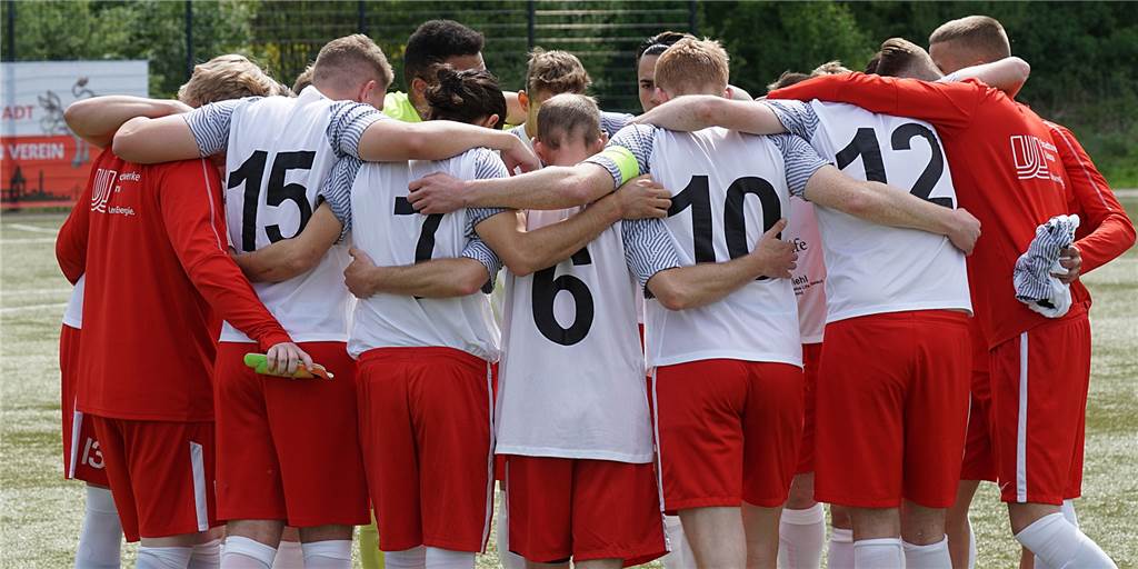 Abschied mit Tränen in den Augen: RW Unna verliert neben dem Trainer auch einen Führungsspieler RW Unna verliert einen wichtigen Spieler aus seinem Kreis.