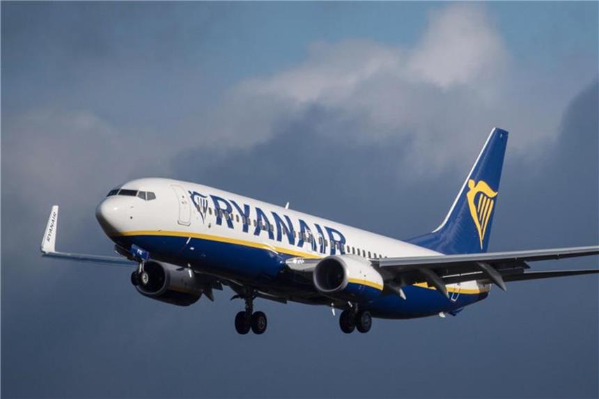 Ryanair muss häufige Spätlandungen in Frankfurt erklären Ryanair-Flüge kommen ungewöhnlich oft zu spät in Frankfurt am Main an. Foto: Boris Roessler