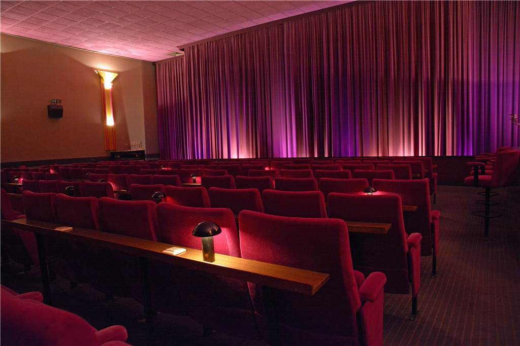Kino zwischen Krise und Erlebnis: Warum das Werner Kino immer noch eine Institution ist Saal Nummer 1 bietet eher Theateratmosphäre als 3D-Spektakel.