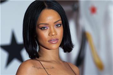 Sängerin Rihanna liebt Tattoos. Foto: Andrew Cowie, EPA
