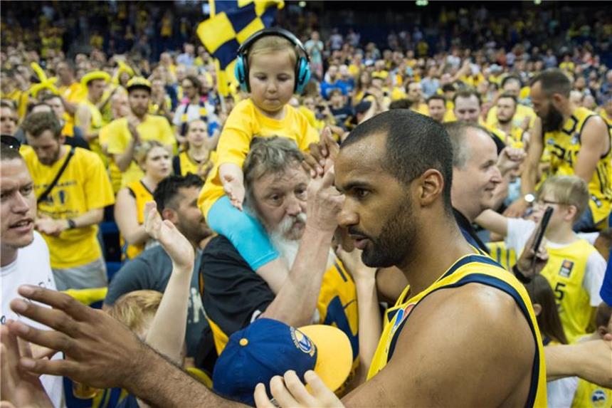 Skyliners Frankfurt holen Vargas von ALBA Berlin Sagt den ALBA-Fans Goodbye: Akeem Vargas. Foto: Annegret Hilse