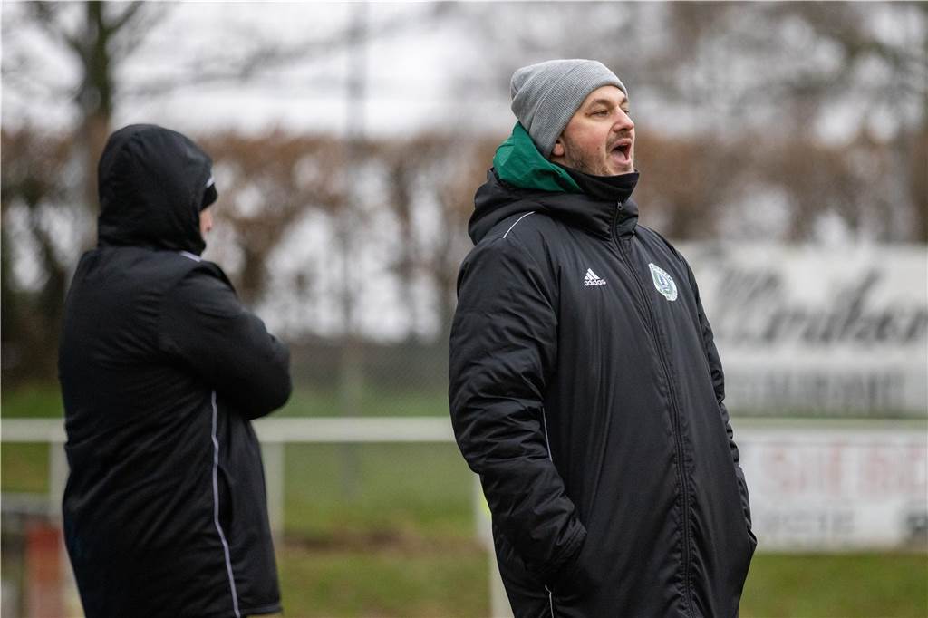 Tim Kortenbusch rettet Holzwickeder SC das Remis: Co-Trainer sieht deutliche Leistungssteigerung Damian Grauer ruft.