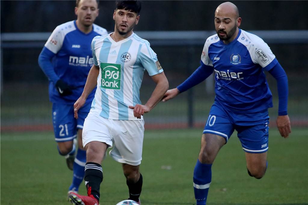 Der prominenteste Name verlässt den Oberligisten ASC 09 Dortmund Said Dahoud (vorne) verlässt den ASC.