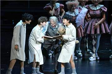 Salzburgs neue „Zauberflöte“ hinterließ beim Publikum im Großen Festspielhaus Ratlosigkeit. Foto: Barbara Gindl