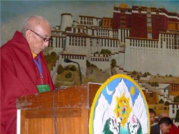 Samdhong Rinpoche: «Wir glauben, dass dieses Treffen als wichtiges Ereignis in unsere Geschichte eingehen wird».