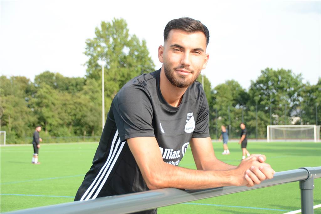Eintracht Werne präsentiert gleich zwölf Neuzugänge Samet Sahin ist zurück im Dahl. Er kehrt von der SG Bockum-Hövel II zu Eintracht Werne zurück.