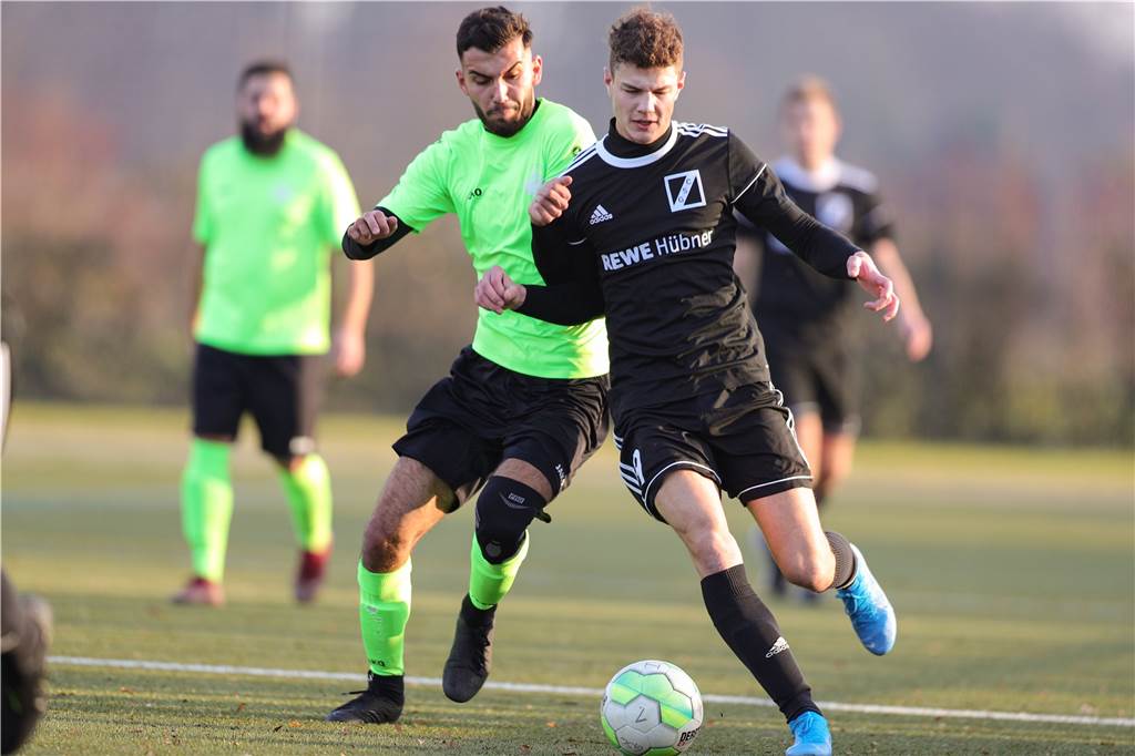 Unstimmigkeiten im Vorfeld: SV Stockum verliert einen langjährigen Top-Torjäger Samet Sahin (l.) wird den SV Stockum im Sommer verlassen.