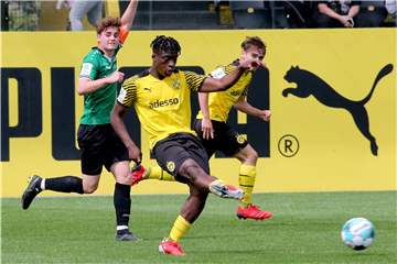 Samuel Bamba traf dreimal für die BVB-U19.