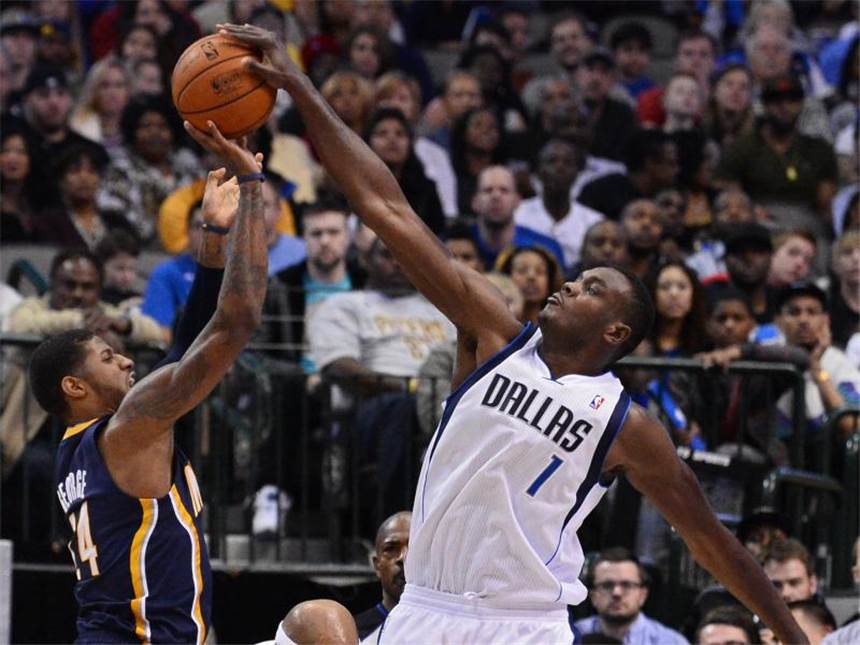Dallas Mavericks reduzieren Kader - Dalembert raus Samuel Dalembert ist aus dem Dallas-Kader gestrichen worden. Foto: Larry W. Smith