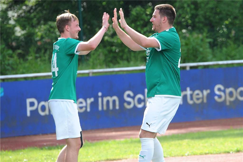 SV Berghofen setzt auf neues Trainerteam: Drei Spieler kommen aus Ergste dazu Samuel Hansen (l.) schließt sich dem SV Berghofen an.