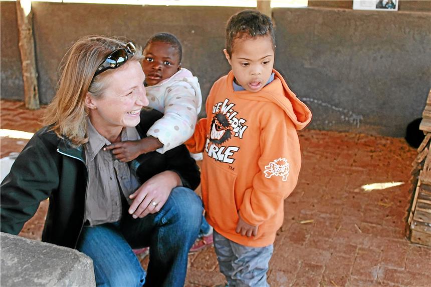 Sandra Hollweg im Side-by-Side-Zentrum in Katutura Foto: privat