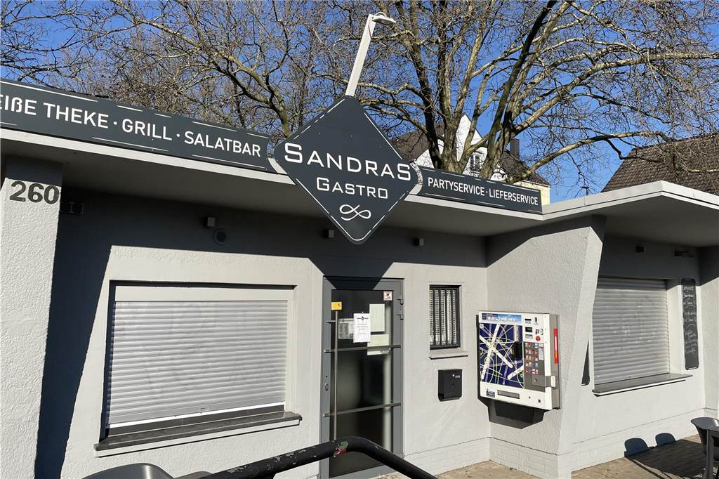 „Sandras Gastro“ in Bövinghausen ist vorübergehend geschlossen Sandras Gastro wurde erst im September 2021 eröffnet und hatte schnell eine große Stammkundschaft.