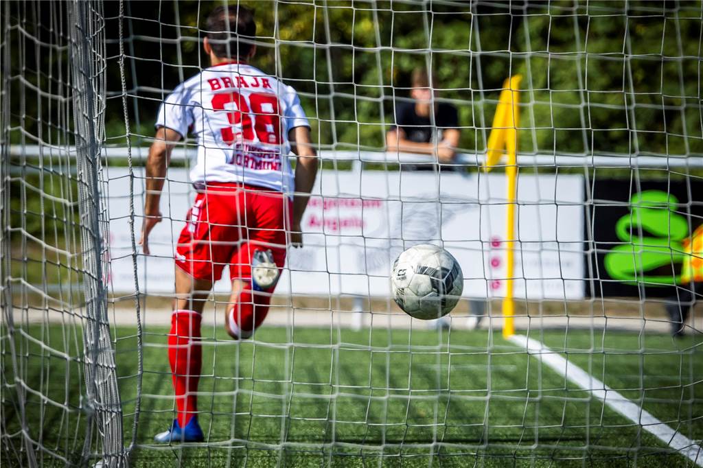 Vor dem Derby zwischen Türkspor Dortmund und dem FC Brünninghausen läuft ein Stürmer heiß Santiliano Braja möchte auch gegen Brünninghausen treffen.