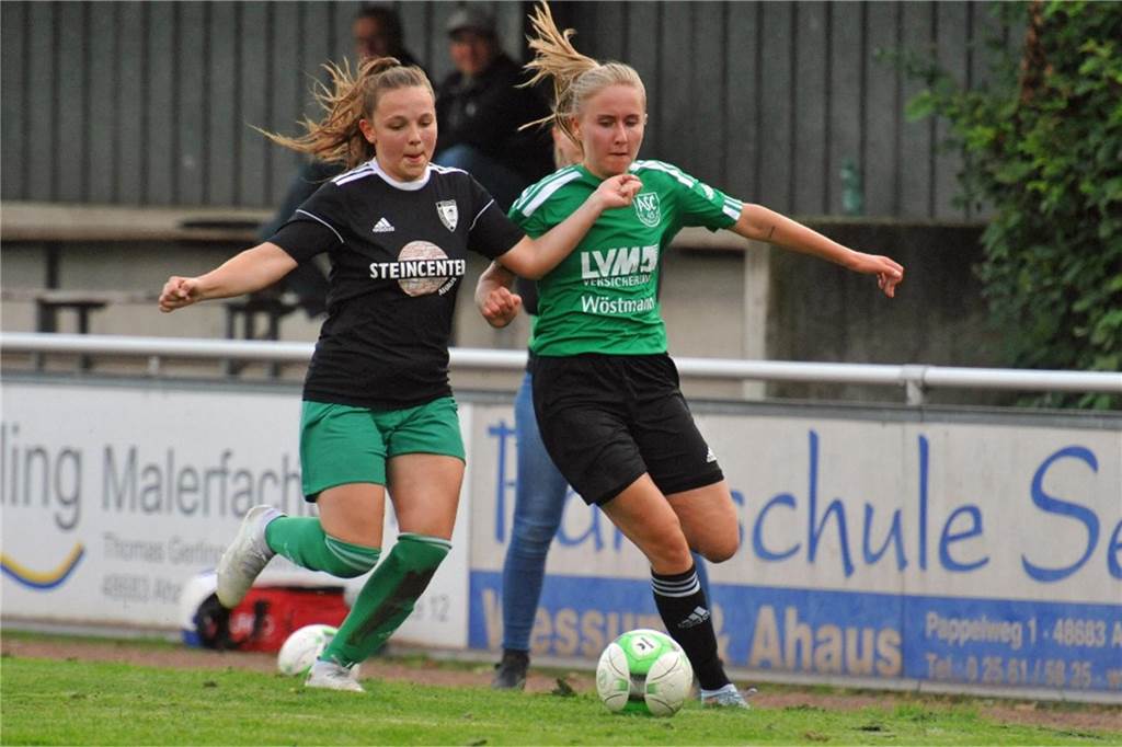 Die Zu- und Abgänge 2024 bei den Frauen: Wechsel in der Landes- und Bezirksliga Sarah Bunnefeld (r.) verlässt den ASC Schöppingen.