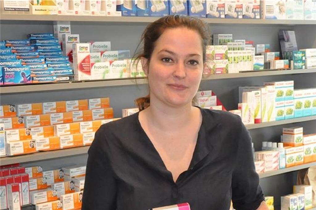 Sarah Doll, Inhaberin der Schwerter Rathaus-Apotheke und Vorsitzende der Bezirksgruppe Unna im Apothekerverband Westfalen-Lippe, beruhigt: „Es gibt Alternativen.“ 