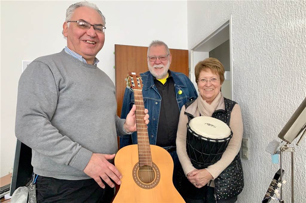 Sarkis Kazanjian, Wolfgang Buchholz und Marlis Koch (beide Flüchtlingsverein)
