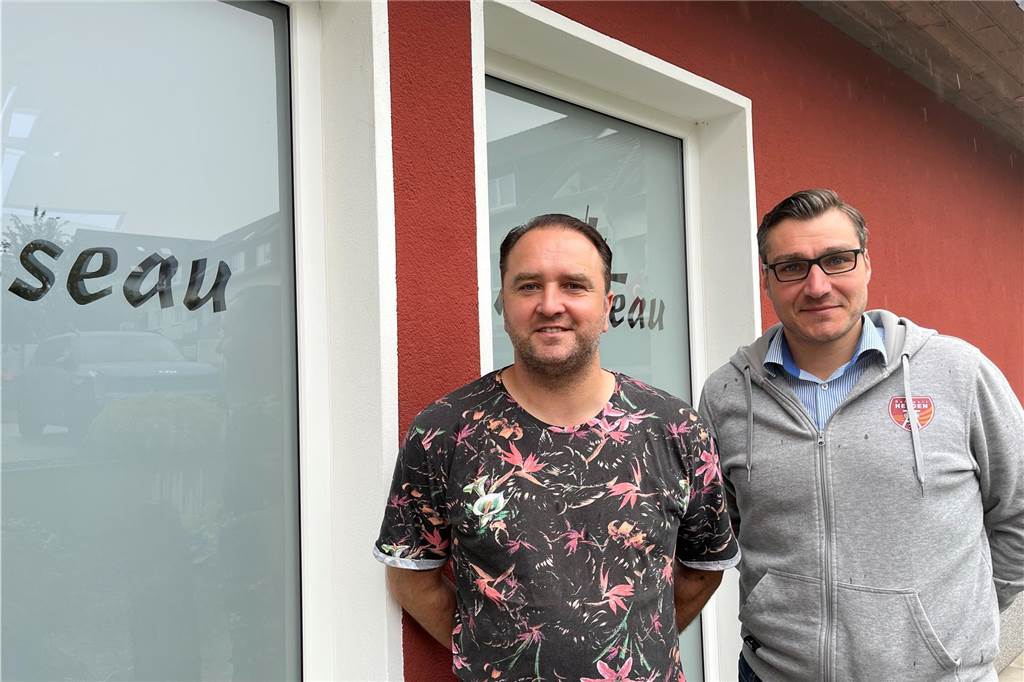 Sascha Kusserow (l.) ist mit den Ruhrpotthelden auf Tour. 