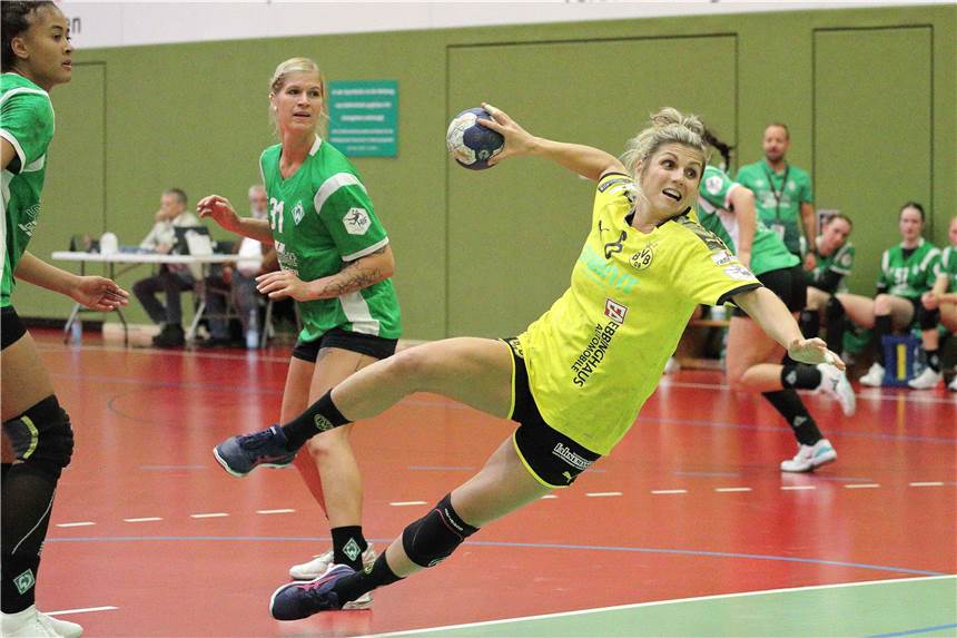 BVB gibt sich auch im DHB-Pokal keine Blöße: Bundesliga-Spitzenreiter siegt souverän in Bremen Saskia Weisheitel und der BVB sind in die dritte Runde des DHB-Pokals eingezogen.