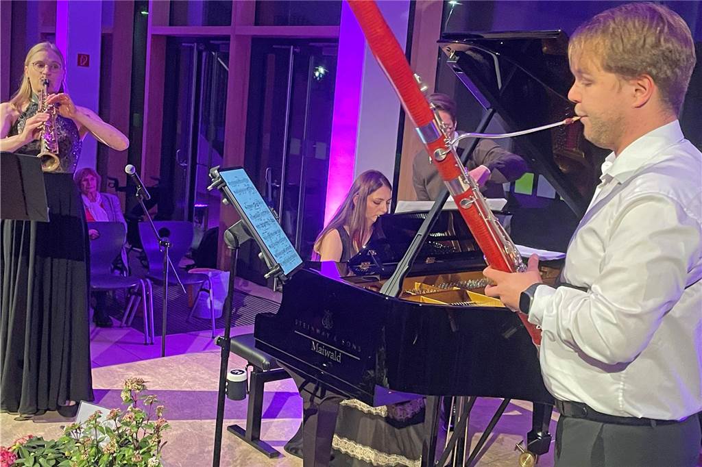Konzert „Altrio“: Ungewöhnlicher Instrumenten-Mix begeistert Zuhörer Saxofon, Klavier und Fagott sind eine ungewöhnliche Kombination. Ungewöhnlich, aber absolut hörenswert.