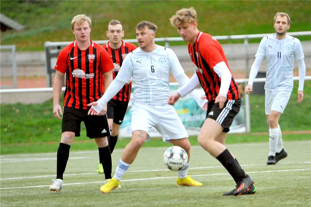 SC Hennen gewann das Spiel gegen ASSV Letmathe II mit 3:0.
