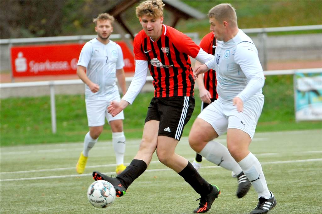 SC Hennen gewann das Spiel gegen ASSV Letmathe II mit 3:0.