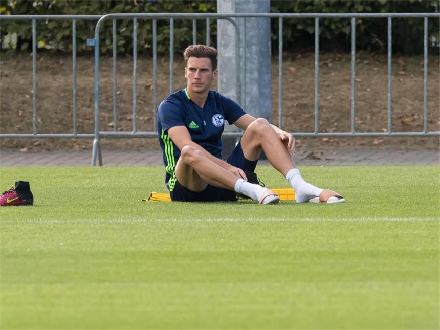 Weinzierl rechnet mit baldiger Goretzka-Rückkehr Schalke hofft auf die baldige Rückkehr von Leon Goretzka.