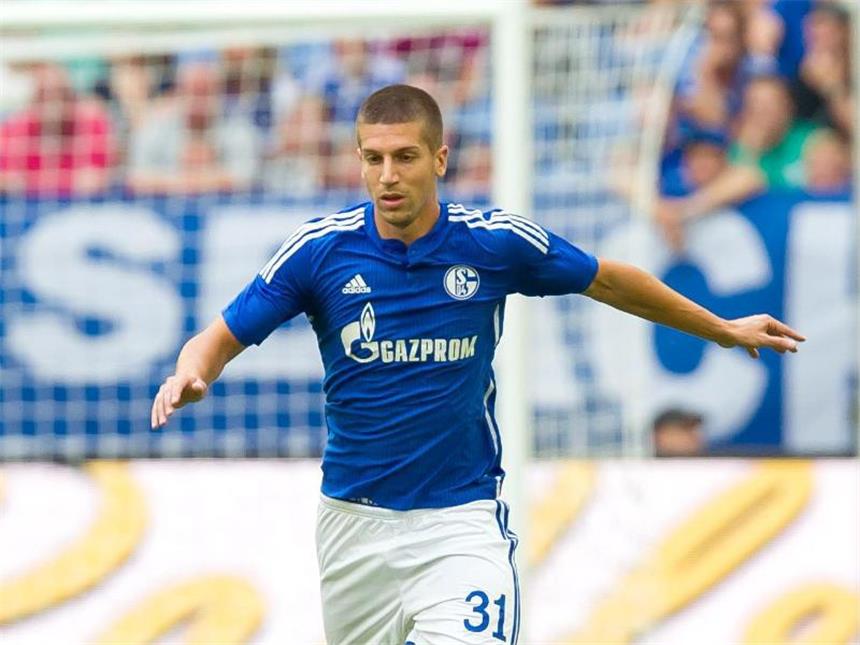 Nastasic und Höger trainieren wieder mit Ball Schalke-Verteidiger Matija Nastasic trainierte wieder mit Ball.