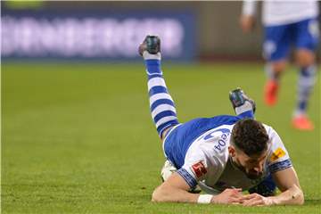 Schalker Schieflage: Daniel Caligiuri steckt weiterhin im Abstiegskampf.