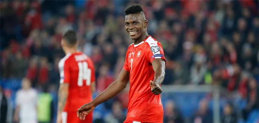 Breel Embolo freut sich über zweites Comeback Schalkes Angreifer Breel Embolo feierte am Samstag sein Comeback für die Schweizer Nationalmannschaft. Er wurde nach 63 Minuten eingewechselt. „Ich versuche, so viele Minuten wie möglich zu bekommen“, sagte der Stürmer.