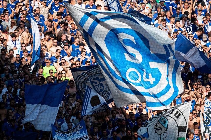Wird Schalke 04 Tabellenführer für eine Nacht? Schalkes Fans hoffen gegen Union Berlin auf den nächsten Heimsieg.