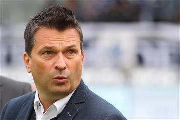 Schalkes Manager Christian Heidel sagt: "Wir werden nicht mit einem Einkaufswagen durch die Gegend fahren."