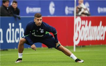 Schalkes Matija Nastasic ist nach seiner langen Verletzungspause wieder in Topform.