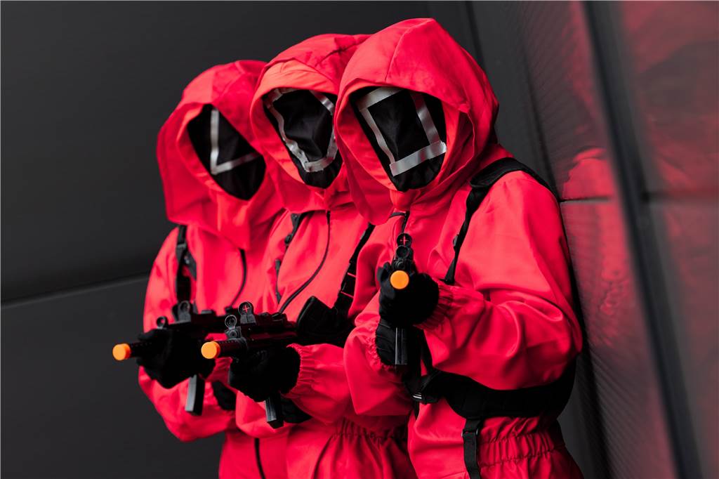 Experte warnt vor Squid Game: „Explosive Mischung aus Spielen und Töten“ Schickes Kostüm oder erschreckender Trend? Die Netflix-Serie sorgt für Unruhe unter Eltern und Lehrern.