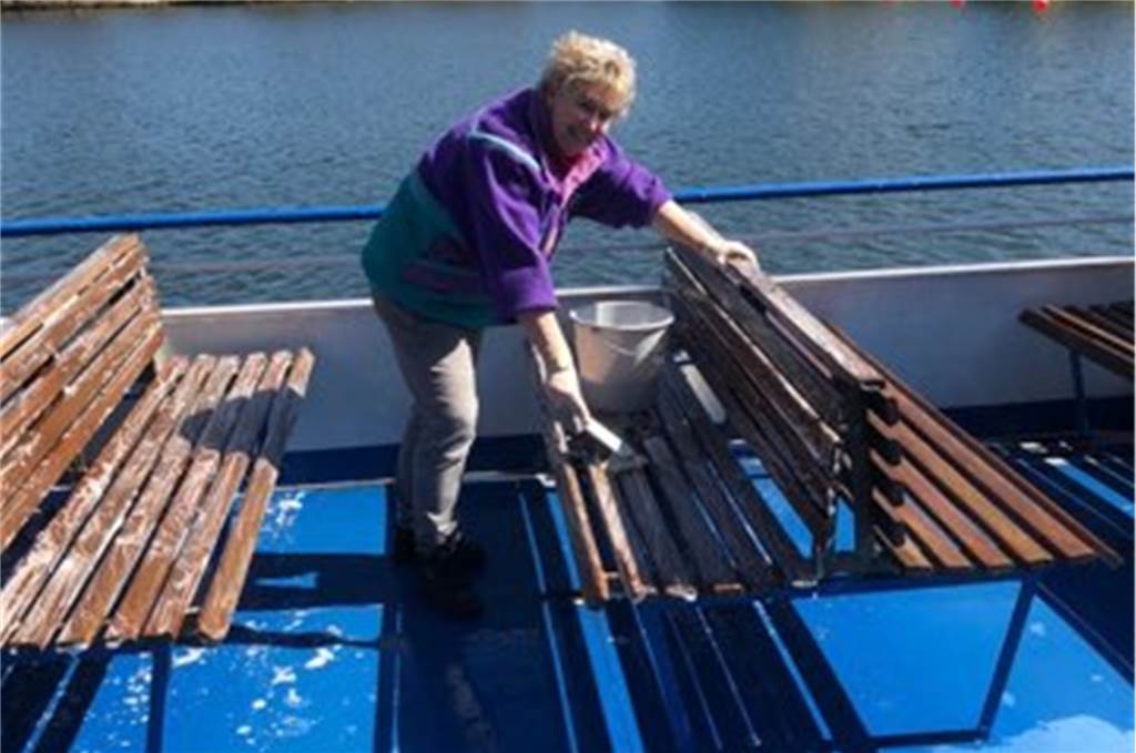 Ausflugsschiff am Hengsteysee ist zum Stillstand verdammt Schiff und Besatzung sind bereit für den verspäteten Saisonstart.