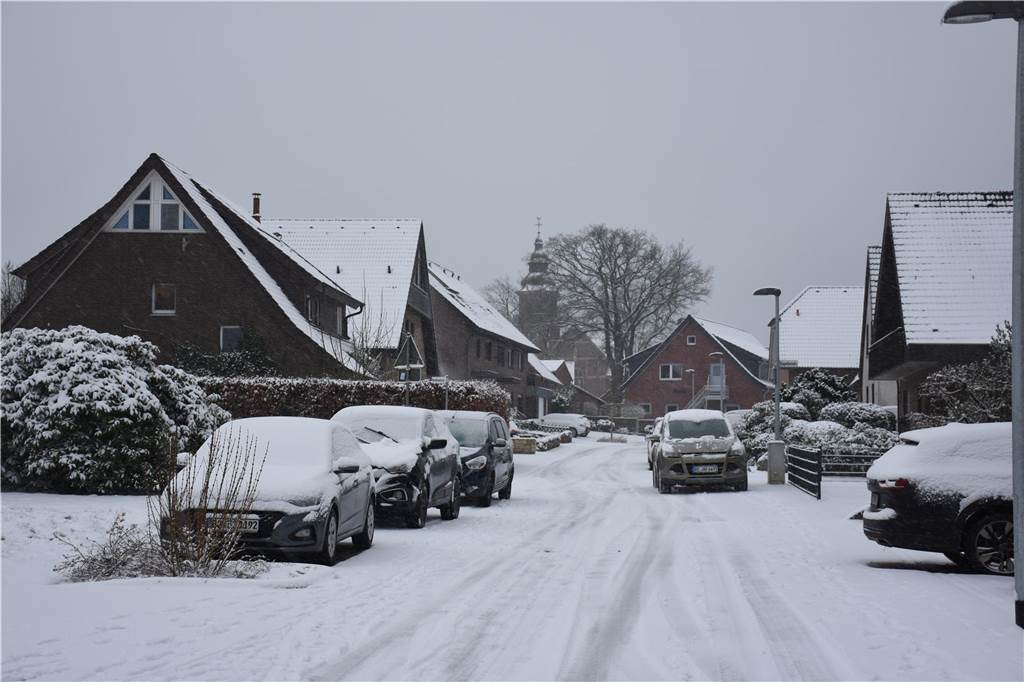Schnee hat Haltern in eine weiße Winterlandschaft verwandelt. Wir waren in der Innenstadt, in Lavesum, Sythen und am Silbersee.