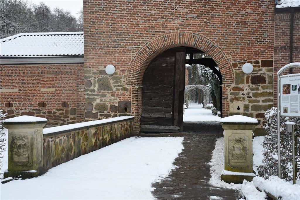 Schnee hat Haltern in eine weiße Winterlandschaft verwandelt. Wir waren in der Innenstadt, in Lavesum, Sythen und am Silbersee.